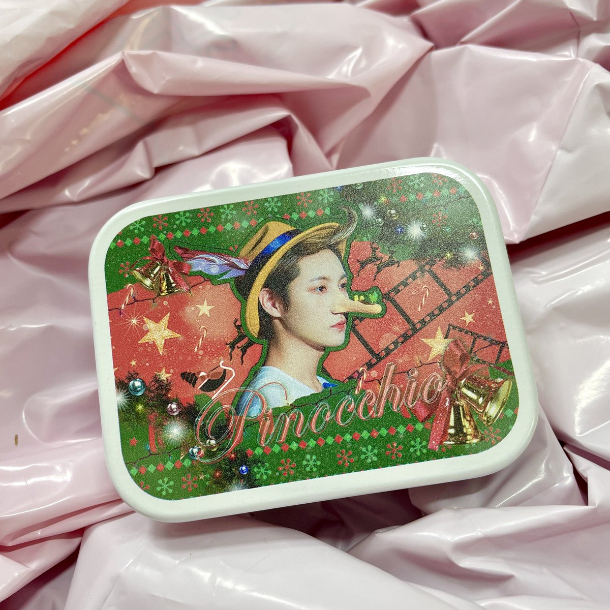 RJchristmas's tweet photo. 선착특전 (폼림 마감)
- 24일 틴케이스
- 25일 키링 https://t.co/EPfhzTYbvz