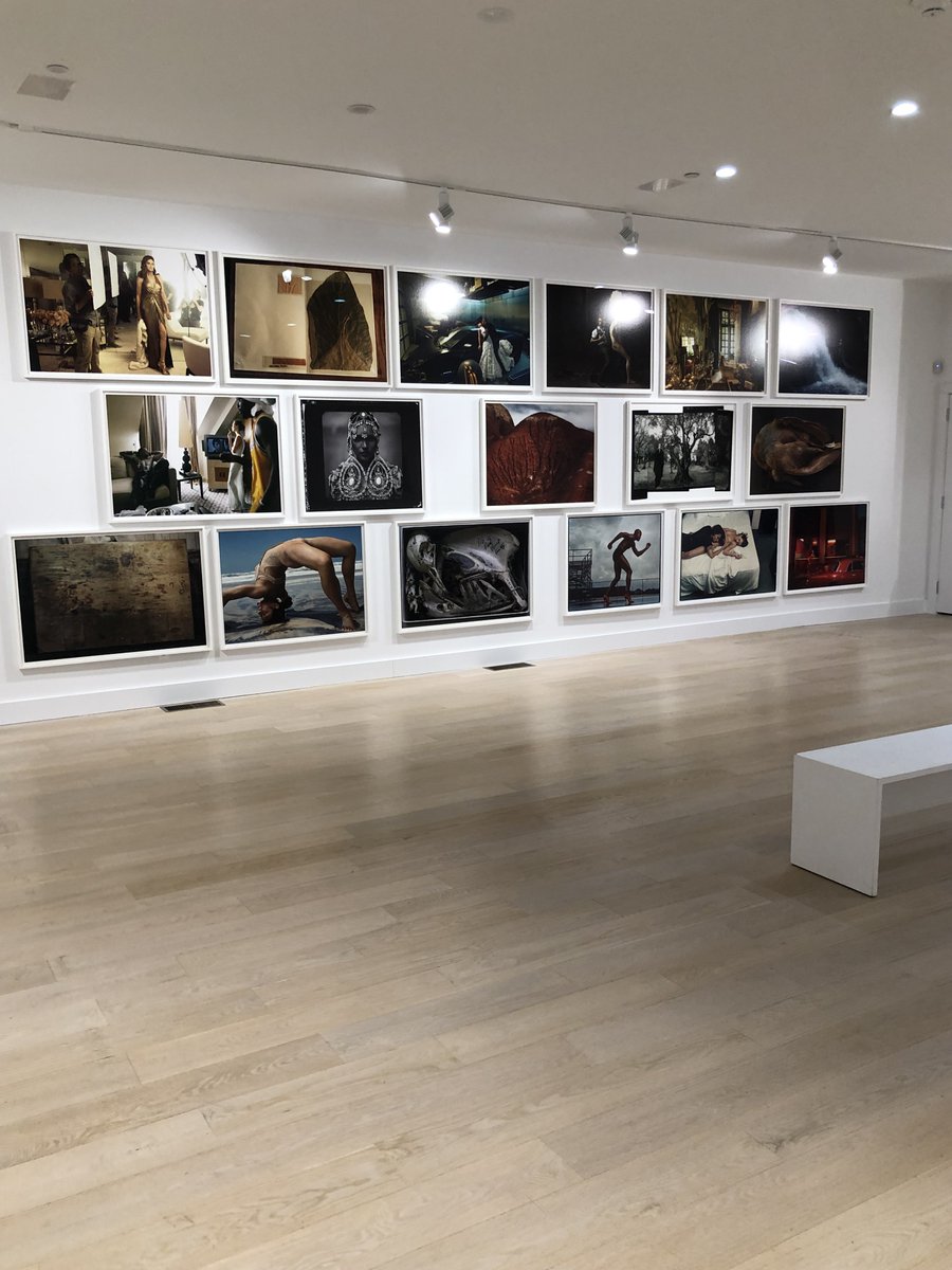 Annie Leibovitz at <a href="/HauserWirth/">Hauser & Wirth</a> Southampton - ★★☆ - A survey of the photographer's work since the mid 1990s, highlighting the reliable imagination that has cemented her reputation with editors, advertisers, and magazine subscribers. (Woodward) collectordaily.com/annie-leibovit…