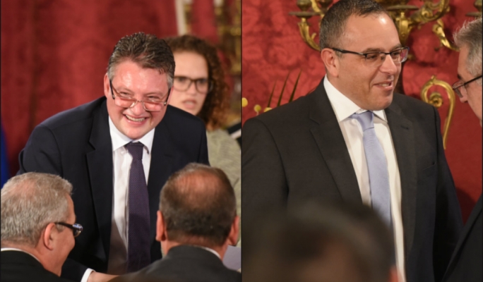 Illumonline's tweet photo. Il-Gvern Amerikan jipprojbixxi lil Keith Schembru u lil Konrad Mizzi milli jidħlu fl-Istati Uniti: Is-sanzjonijiet fuq l-ivjaġġar minħabba 'prattiċi korrotti' ħarġu mid-Dipartiment tal-Istat Amerikan https://t.co/8RRXt1VJem https://t.co/HHbk0Zr0DM