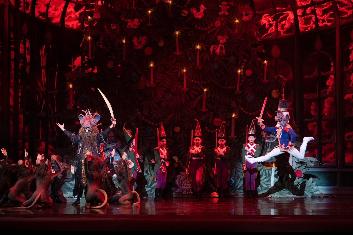 🔔🥊 CHOOSE YOUR FIGHTER 🥊🔔
With an army of toy soldiers and a throng of scurrying mice, only the strongest will come out on top…Will The Nutcracker defeat the Mouse King? Get your tickets and find out!

🥇🥇🥇🥇🥇🥇🥇

The Nutcracker
Now through Dec. 26 at <a href="/TheVetsRI/">The VETS</a>