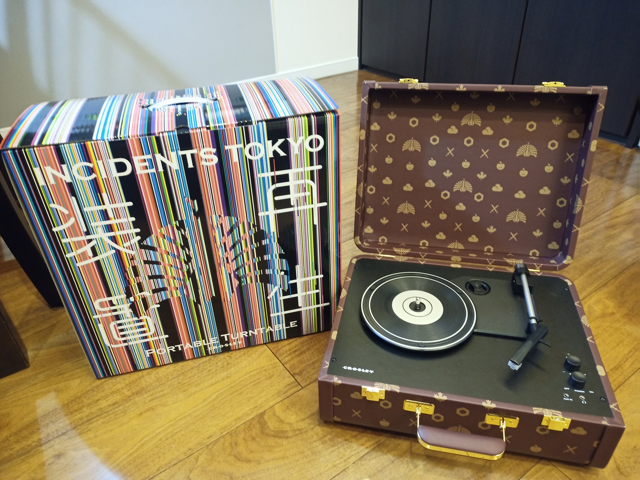 CROSLEY社製 東京事変 再生装置 トランク型レコードプレーヤー
