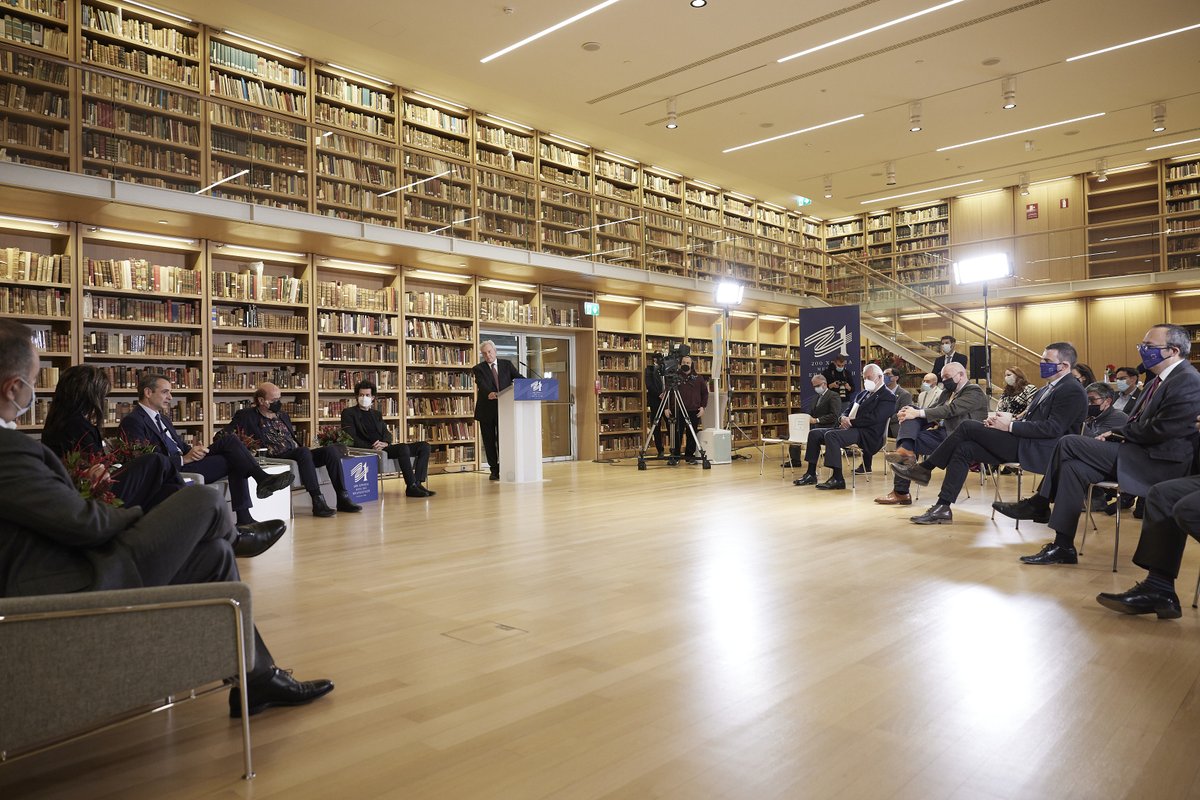 Η νέα ερευνητική υποδομή «Αρχιμήδης» καλύπτει τρεις θεματικές που αποτελούν κινητήριες δυνάμεις της τέταρτης βιομηχανικής επανάστασης. Η Τεχνητή Νοημοσύνη, η Επιστήμη των Δεδομένων και οι Αλγόριθμοι συνδέονται άρρηκτα με την έρευνα και την καινοτομία. primeminister.gr/2021/12/22/282…