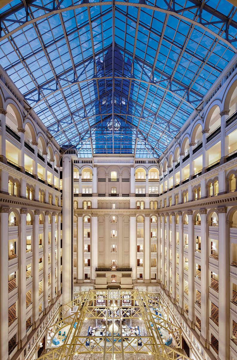 There's still time to give the gift of luxury! With the holidays fast approaching, enjoy 15% savings on all Trump eGift Cards valued at $250 or more through December 31, 2021. Link below to purchase.
bit.ly/32b422V