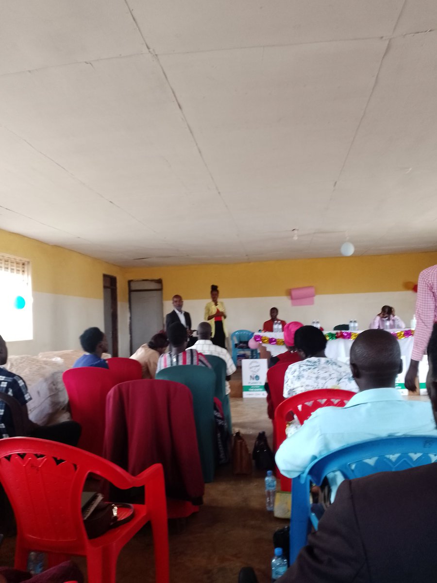 NorahCheps's tweet photo. ECAU, WOYODON,SEMA and YOUTH GO GREEN holding an AGM at kapchorwa community hall  discussing ways to improve on environmental advocacy @activistaAAUkap @Shibahnams1 @global_uganda @actionaiduganda @FMNRHub @AbigailKalenda https://t.co/vZ4vSOSK5D
