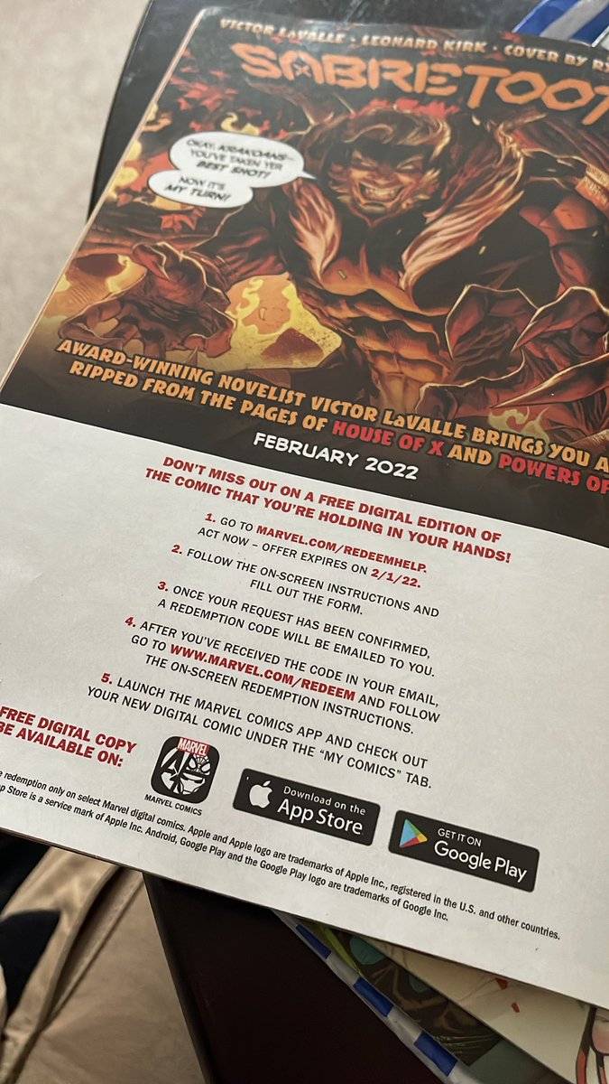 drop_comic's tweet photo. @Marvel WHAT THE HELP IS THIS. I’m sorry but this is now the most long winded way to redeem my books. It’s an amazing service that I’m penalised for using…. As well as the code not working for a month @cmxsupport has been fixing everything!!! https://t.co/VYDM13PrBo