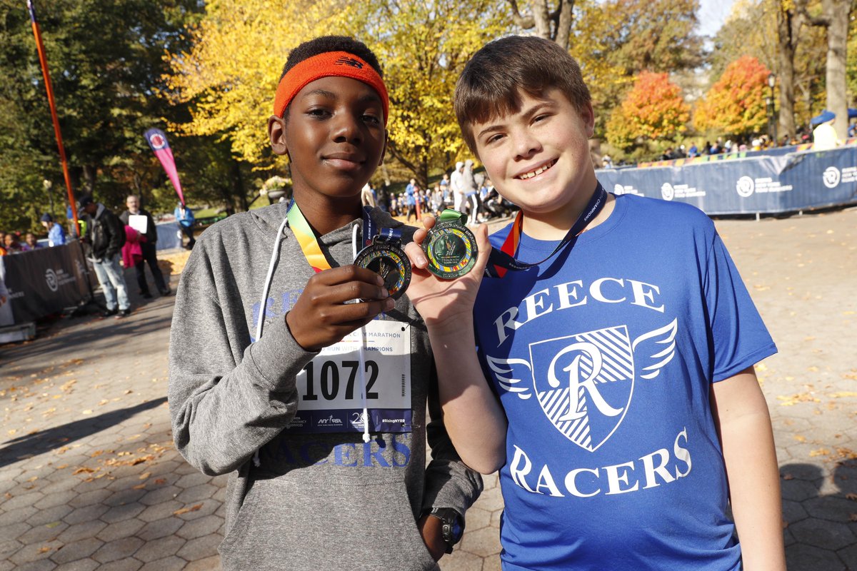 nyrr's tweet photo. Help us finish the year strong and make 2022 just as remarkable for the next generation of runners! πͺ
Give the #GiftOfRunning today, so we can continue to provide resources and opportunities to programs like #RisingNYRR: https://t.co/pDRfBBPABT https://t.co/dlHiXd3qqh