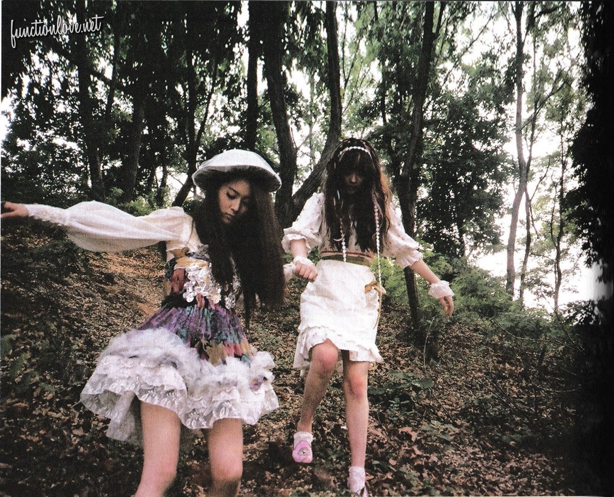 #KRYSTAL #SULLI #에프엑스