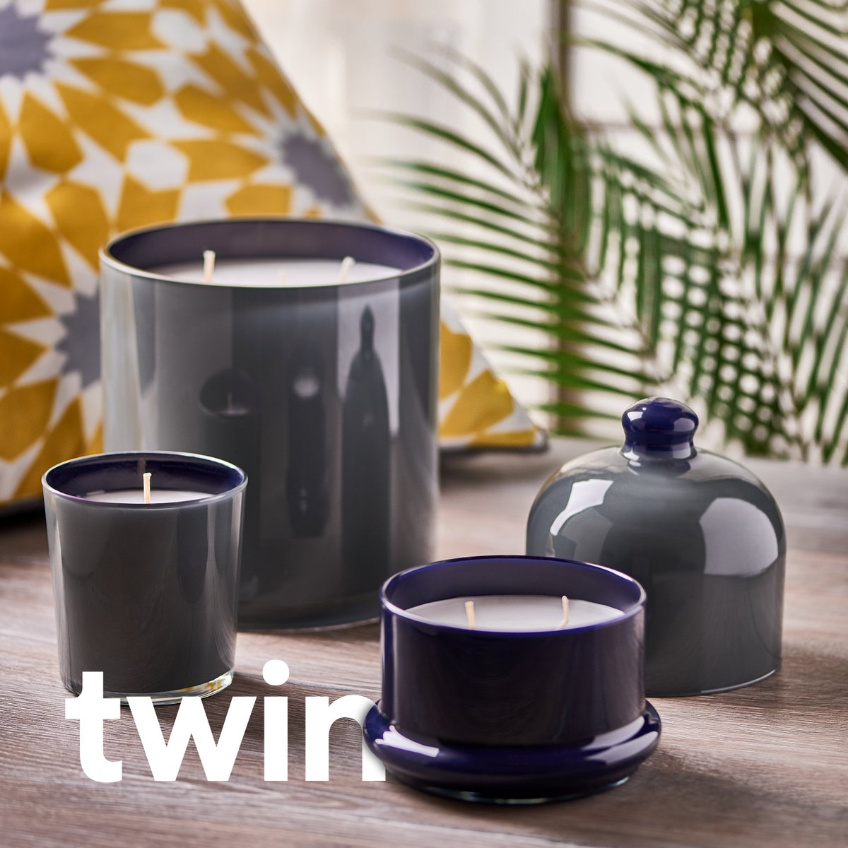 Twin sade ve uyumlu formuyla dekorasyonunuzun eşsiz bir parçası olacak.

#eviniyihali #decorium #yaşam #life #gild #handmade