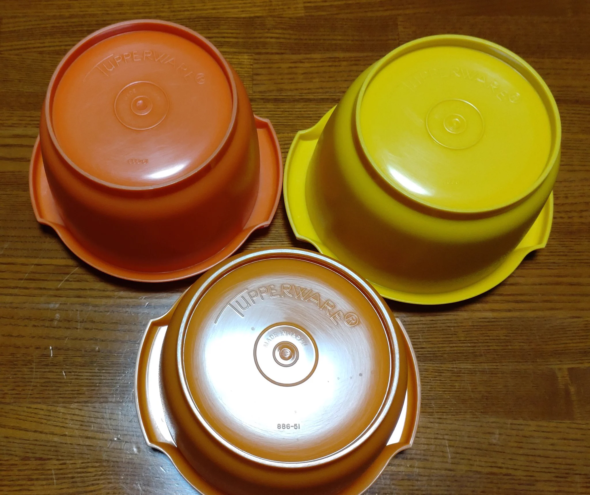@na74 おいらより年上の
タッパーウェアある
50才以上
色も抜けてない
#タッパーウェア
#Tupperware 