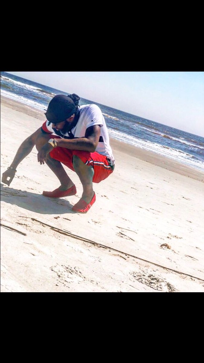 BlackBruceWayne7112 (@bwayne7112) on Twitter photo 