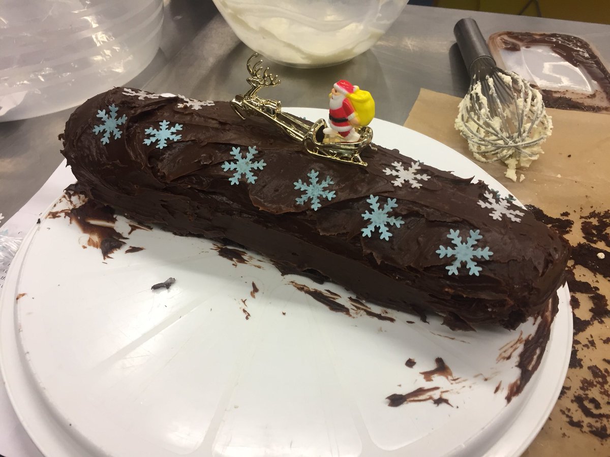 Yr10 Catering students made Yule logs <a href="/GlenmoorAcademy/">Glenmoor Academy</a> <a href="/WintonAcademyUL/">Winton Academy</a>