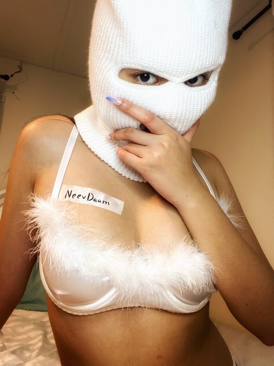 NeevDaam's tweet image. A few days until Christmas and I think they already gave me my gift with these photos, thank you very much to @kittiekillatwt  She is a very cool rave girl, if you take a look at it his profile do not hesitate to follow her. I wish you all a Merry Christmas in advance🎉