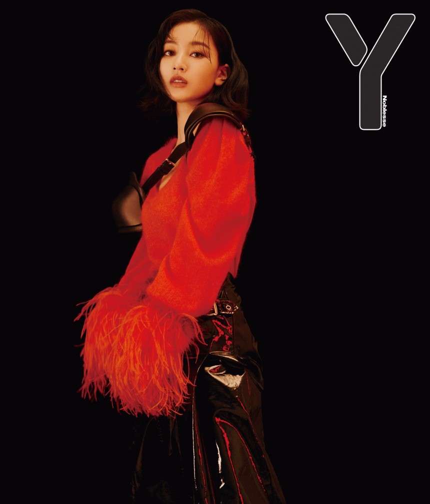 JihyoUnion's tweet photo. Jihyo and Nayeon will be featured on Y Magazine!
⠀
Cover versions:
◆ A VER (NY): https://t.co/BFvuKnKy4C
◆ B VER (JH): https://t.co/zNZmwzR0X2
◆ C VER(NY&amp;JH): https://t.co/9dpax79qqZ
⠀
#지효 #JIHYO  #ジヒョ @JYPETWICE https://t.co/8lPKOQdKgi