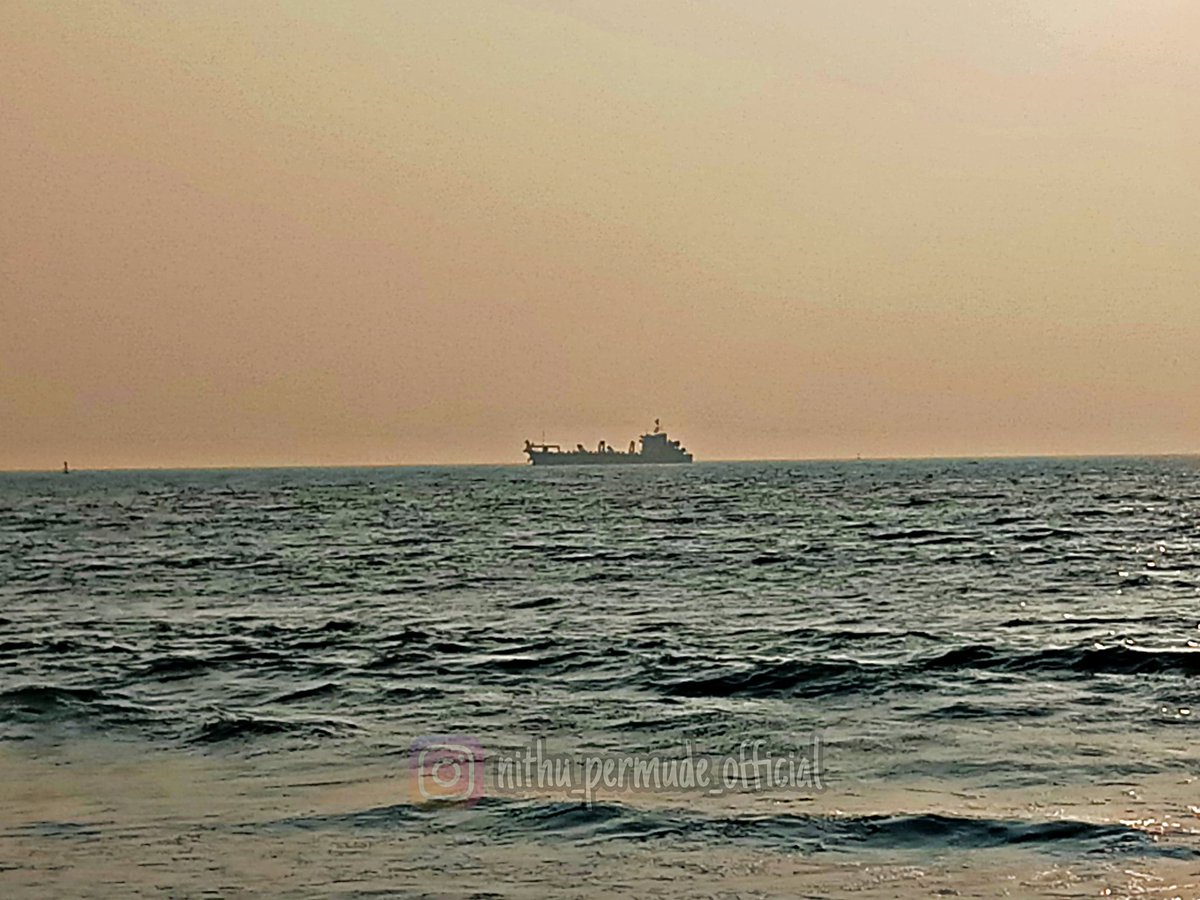 #sea #ship #beach #mobilephotography #evening #nithupermudephotography