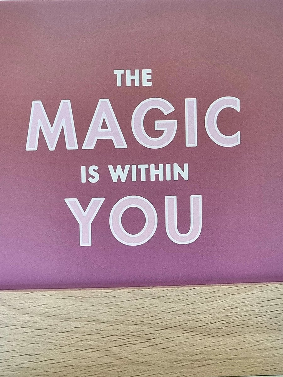 FloraSCooper's tweet photo. On my desk this morning...
A reminder for us all!
Very relevant as I'm doing my coaching training!
#TheMagicIsWithinYou
#ShineOn
#BurnBrighter https://t.co/6BW1GH21zP