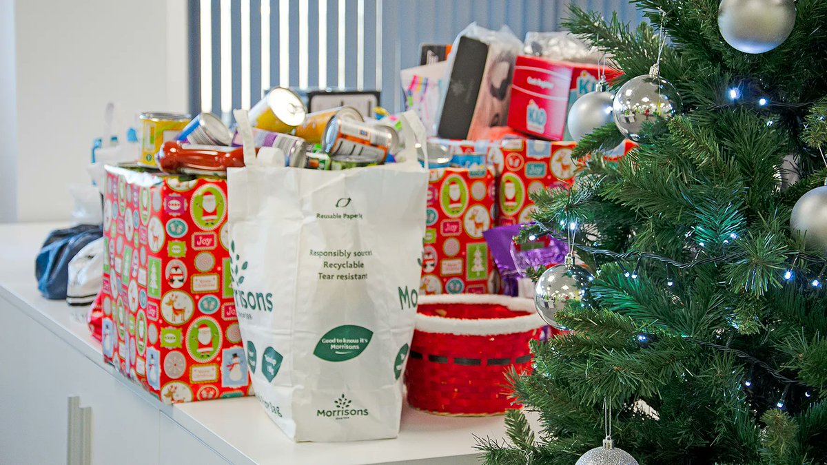 YESSSElectrical's tweet photo. ๐๐ Last Wednesday, we held our #ChristmasJumperDay between #YESSS House to help @cashforkidsYLND and #Normanton Foodbank. Over ยฃ330 was raised, along with a stash of toys and food for the local area. ๐๐
#YESSSmas #Christmas #MerryChristmas https://t.co/ep4hN3VBNd