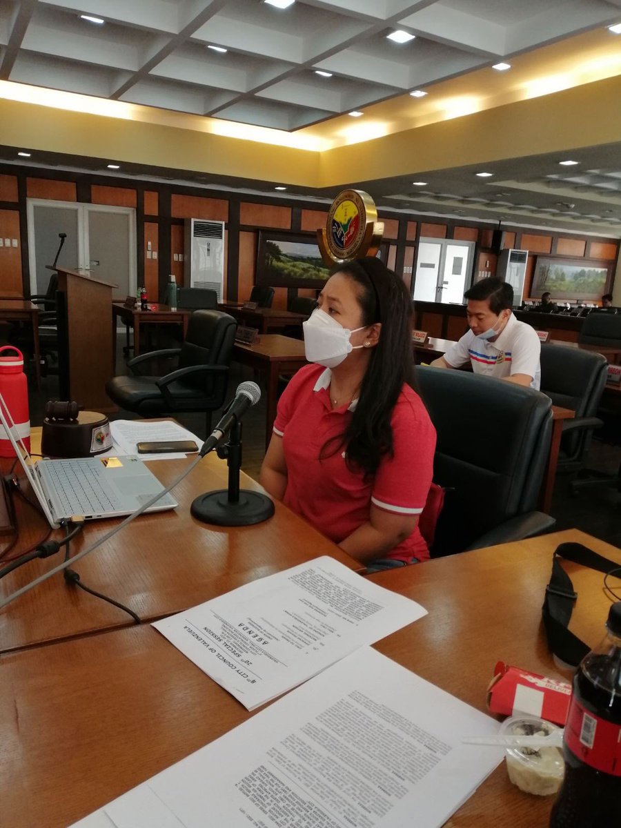 ricarenriquez's tweet photo. 22 December 2021 Special Session of the Valenzuela City Council. Additional Assistance to the victims of Typhoon Odette. ###VCARES https://t.co/h07kibDn0Y