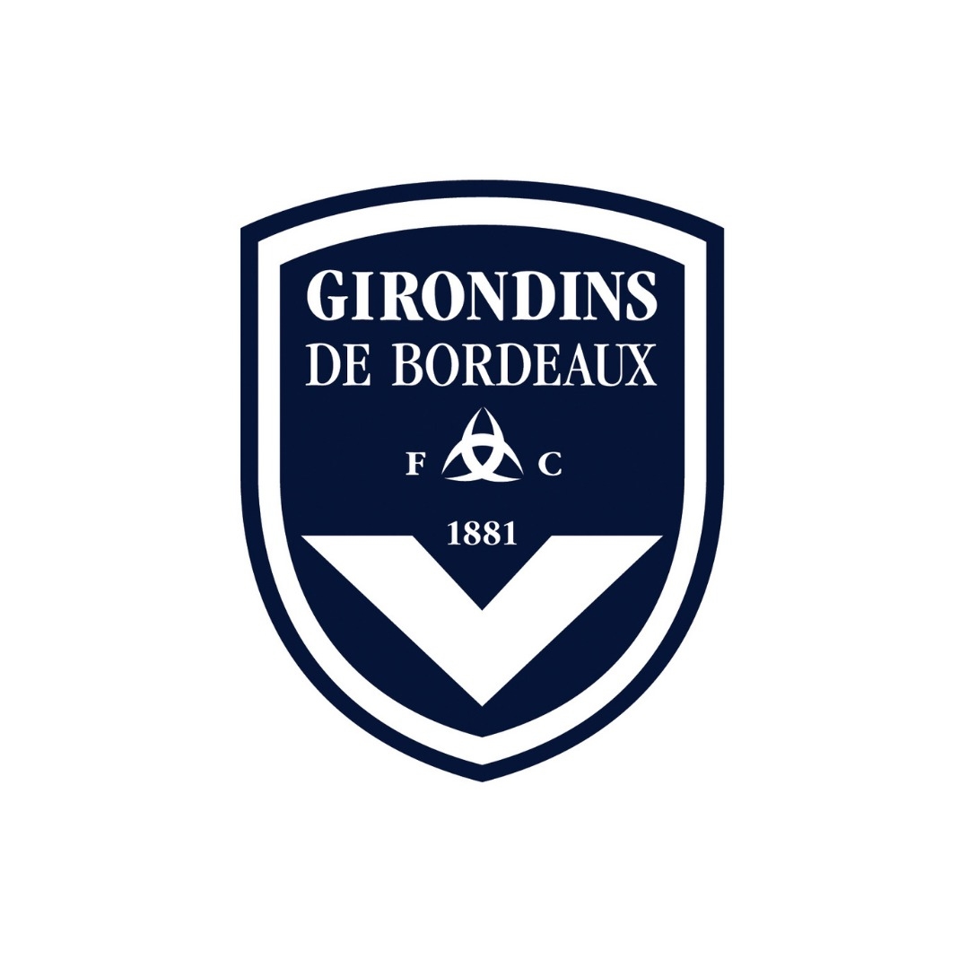 girondins's tweet photo. 🚨 Les tests effectués ce matin par le groupe professionnel et le staff n’ont révélé aucun nouveau cas positif.

Nous vous donnons rendez-vous ce soir pour fêter ensemble le Match de Noël et soutenir nos Girondins face à Lille (coup d’envoi 21h00) !

A ce soir et allez Bordeaux ! https://t.co/7u66QpC8bi