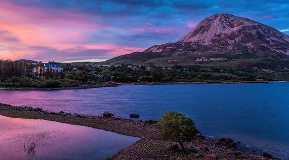 HiIreland's tweet image. Ain't no sunset like an #Errigal sunset 😎

📷 Jim Hamilton 

@broadsheet_ie @DonegalHour @Gweedore_WAWay @WAWHour #Donegal @wildatlanticway #WildAtlanticWay