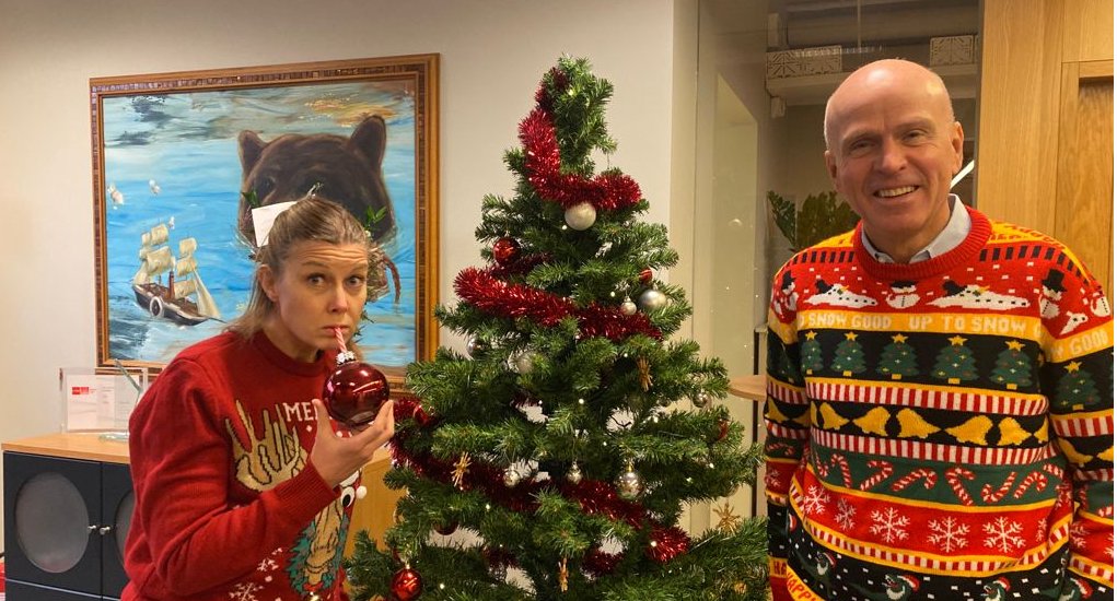 Ho, ho, ho! Vi önskar eder alla en fröjdefull jul!