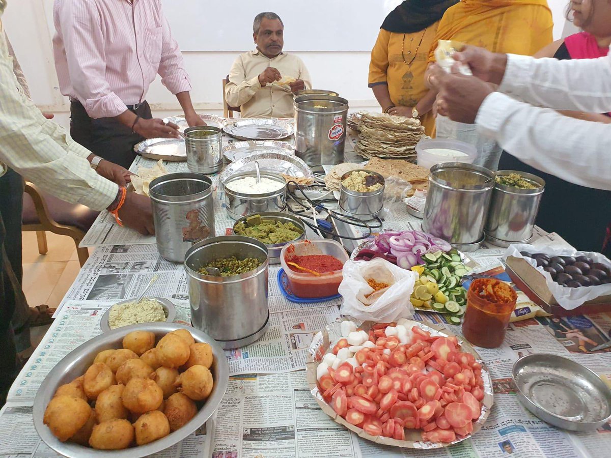 katranjeet's tweet photo. Potluck-in-Office or ಮನೆ ಊಟ ಸಂಭ್ರಮ Mane Oota Sambhrama across Karnataka in my MMCL offices.Energetic participation by our employees by bringing authentic homemade dishes from the vast Karunada Cuisine!Terrific team spirit🤝! Dhanyawadagalu Annapoorneshwari 🙏🏼! @lokeshvgowda https://t.co/SCI4Lva1zO