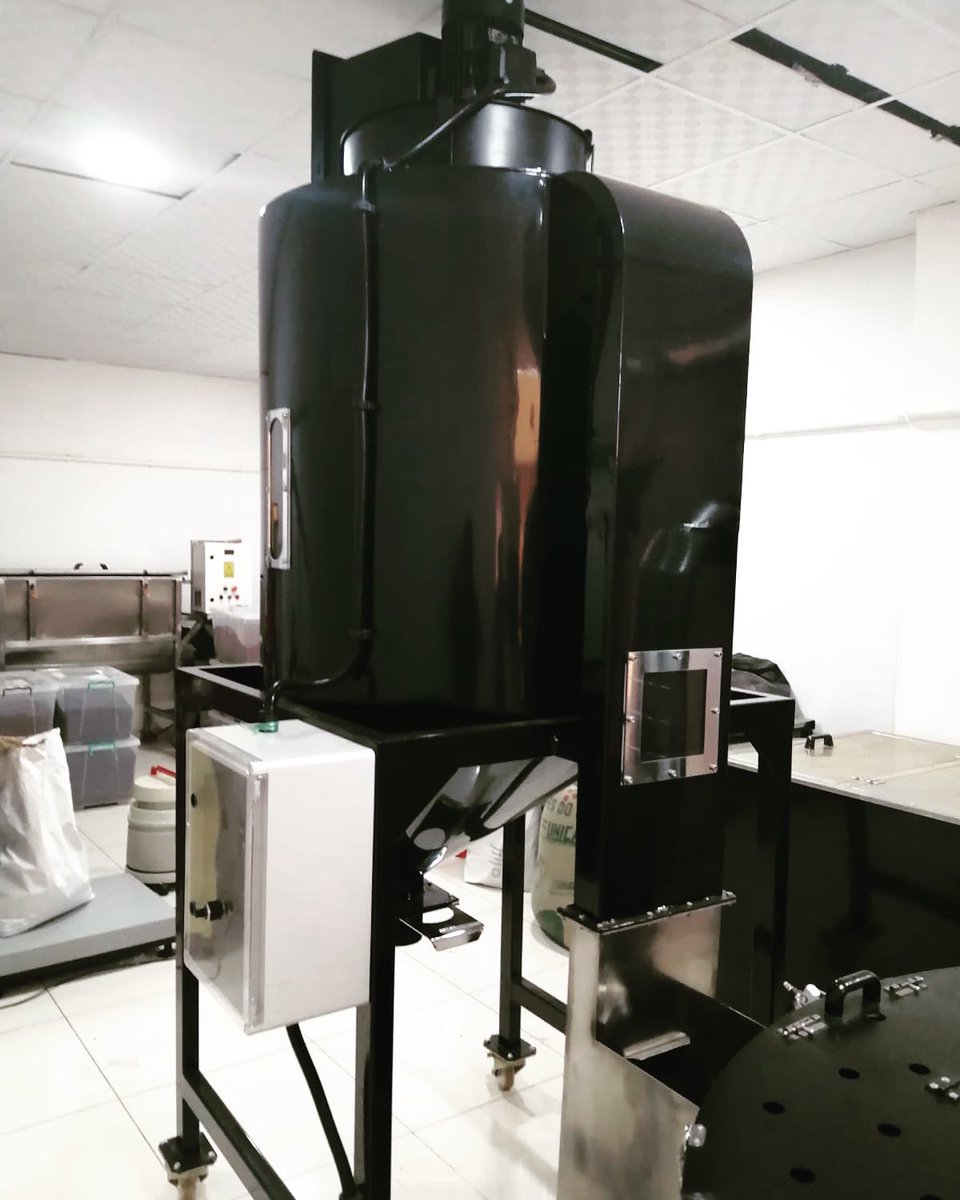 Pacronetr's tweet photo. Reduce the risk of any foreign materials(stones and metals) in your roasted coffee and add extra quality control your roasting process with Pacrone Destoner๐ฅ
#coffeeroasting #pacrone #destoner #coffee #CoffeeTime #CoffeeShop #CoffeeLover #specialtycoffee #coffeemachine https://t.co/Xk7qRBddSw