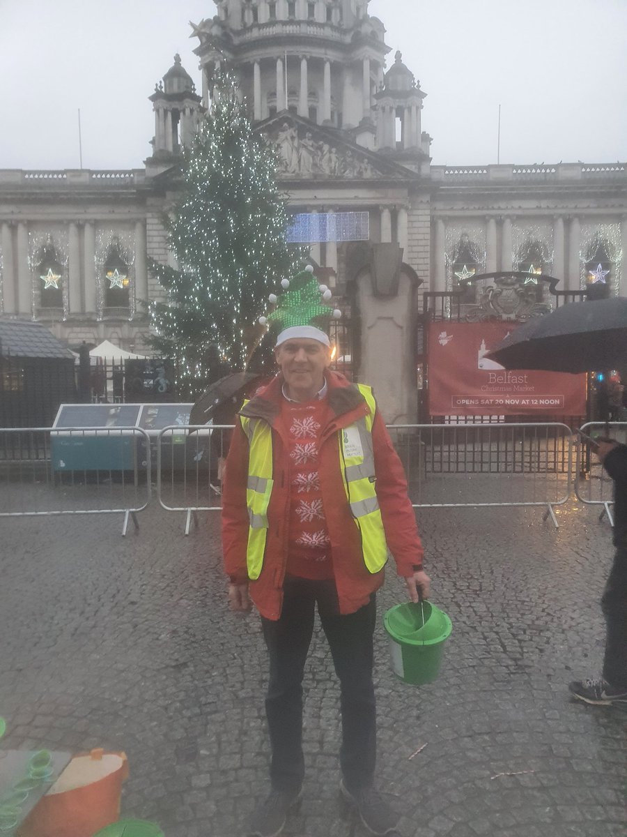 BrainInjMatters's tweet photo. Annual street collection today....come and help us spread some festive cheer throughout Belfast City centre on this rainy day! #livingbeyondabi #streetcollection https://t.co/YjadDIkMTQ