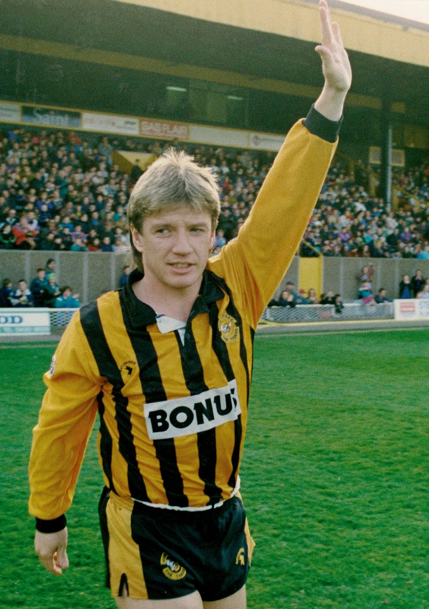 🅰️ 4⃣8⃣7⃣ appearances 
⚽️ 5⃣9⃣ goals

🗓️ One-club man Garreth Roberts made his final appearance for the Tigers #OnThisDay in 1⃣9⃣9⃣0⃣ against Charlton Athletic. 

#hcafc | #theTigers