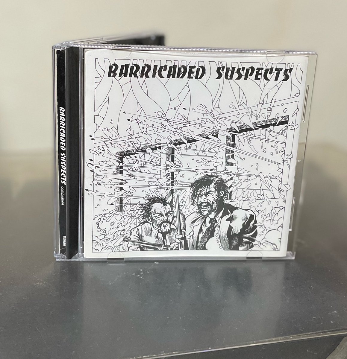 DavidRavendark's tweet photo. VA - Barricaded Suspects
2002 Dr Strange Records
#Punk #HardcorePunk #ToxicShockRecords #SepticDeath #PeaceCorpse #MassacreGuys #Decry #RoachMotel #MadParade #CDCollection https://t.co/aYiYu9itvG