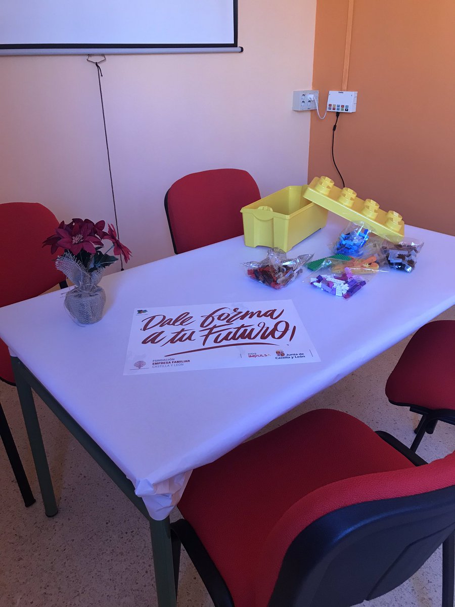 iesgtorrente's tweet photo. ¿Y esto que será?....
#MEFP_EMPRENDIMIENTOCYL
#EmprenderCyL
#APESCyL https://t.co/k6lLS6hqdf