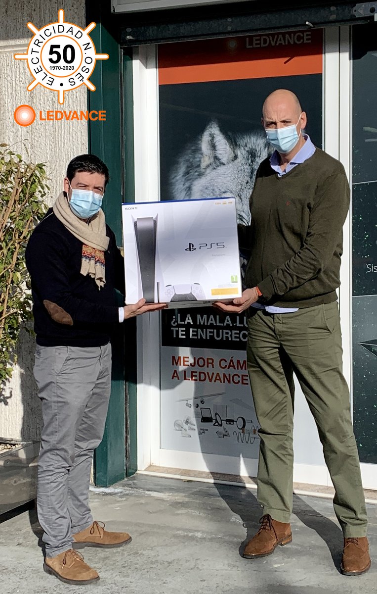 En esta ocasión ha sido nuestro socio <a href="/ELECNOSES/">Electricidad N.Osés</a> el que ha hecho entrega a su cliente de la Play Station 5 fruto de la campaña "Jugar no tiene límites, la buena iluminación tampoco" lanzada por #GRUDILEC y <a href="/LedvanceSpain/">Ledvance España</a> conjuntamente. ¡Nuestra más sincera enhorabuena al ganador!
