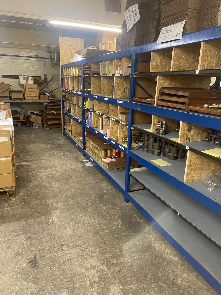 FiltonLtd's tweet photo. CAN YOU FIND BUDDY?
Buddy has found a cosy place to hide in our Stores.
#elfontheshelf #workingelf #stores #rotaryunions #canyoufindelf #ukmfg #engineersuk https://t.co/XTrovAF1IX