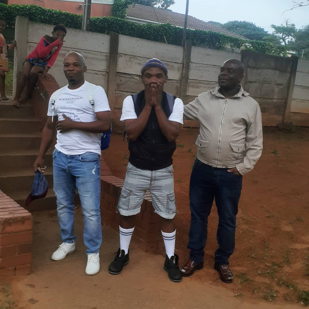 Mafeni_Zar's tweet photo. I'm good with both ends of my bloodline... here with #UncleMjayKoNdimande #CousinNdumisoKoKhanyile
.
.
.
#MyFanBase #TheGoGetItGang #YoungBlackCEO's #enTrapreneurs #EducatedHustlers #StacksOnStacks #GodAlbum #BrownDash #Godfada #NomaBangathini #NamanjeKusaseSphethu https://t.co/mIweY4dXer