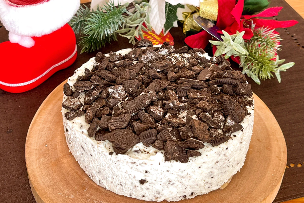 必要な材料はたったの4種類？！オレオを使った「レアチーズケーキ」の作り方！