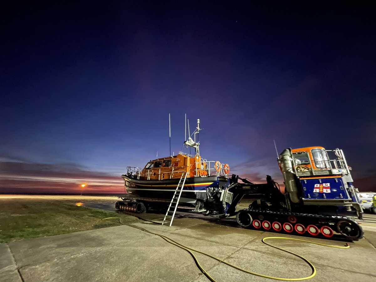 Sophie Lou (@sophielou1989) on Twitter photo 