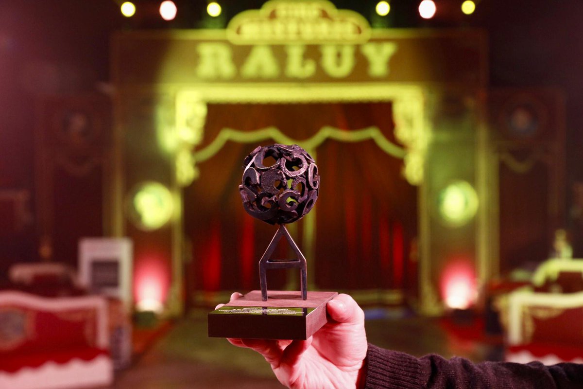 Núria Social tweet media