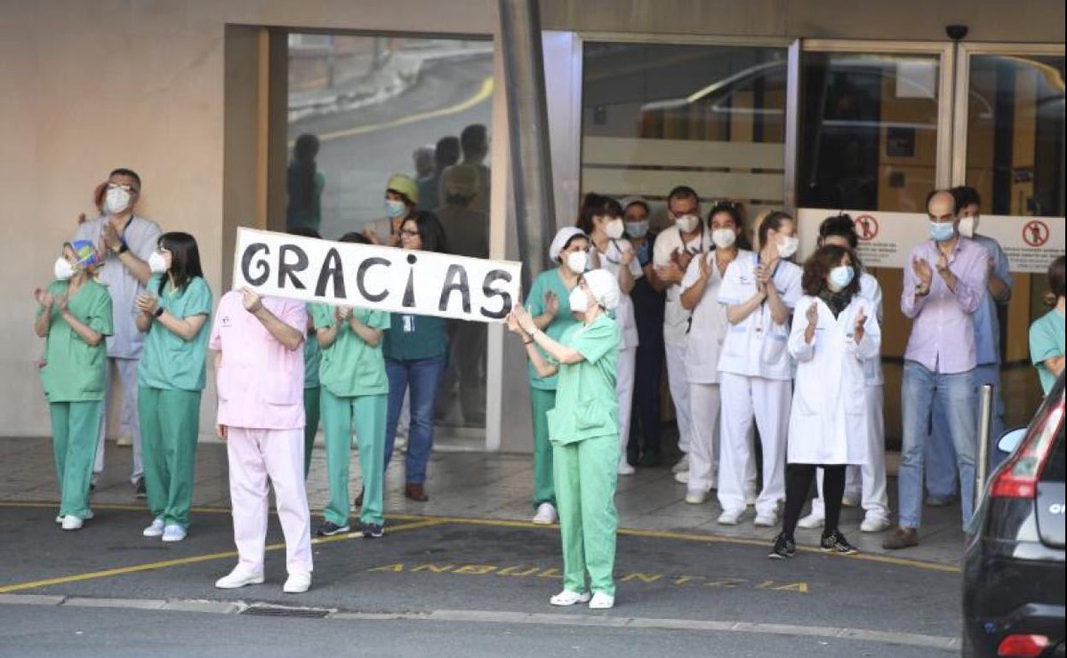 Quiero enviar un mensaje de apoyo y reconocimiento a las personas sanitarias y sociosanitarias por su trabajo en la pandemia.
Sois un orgullo para el país y para el conjunto de su clase trabajadora.
Dais sentido al concepto de ciudadanía, de derecho social, de humanidad.