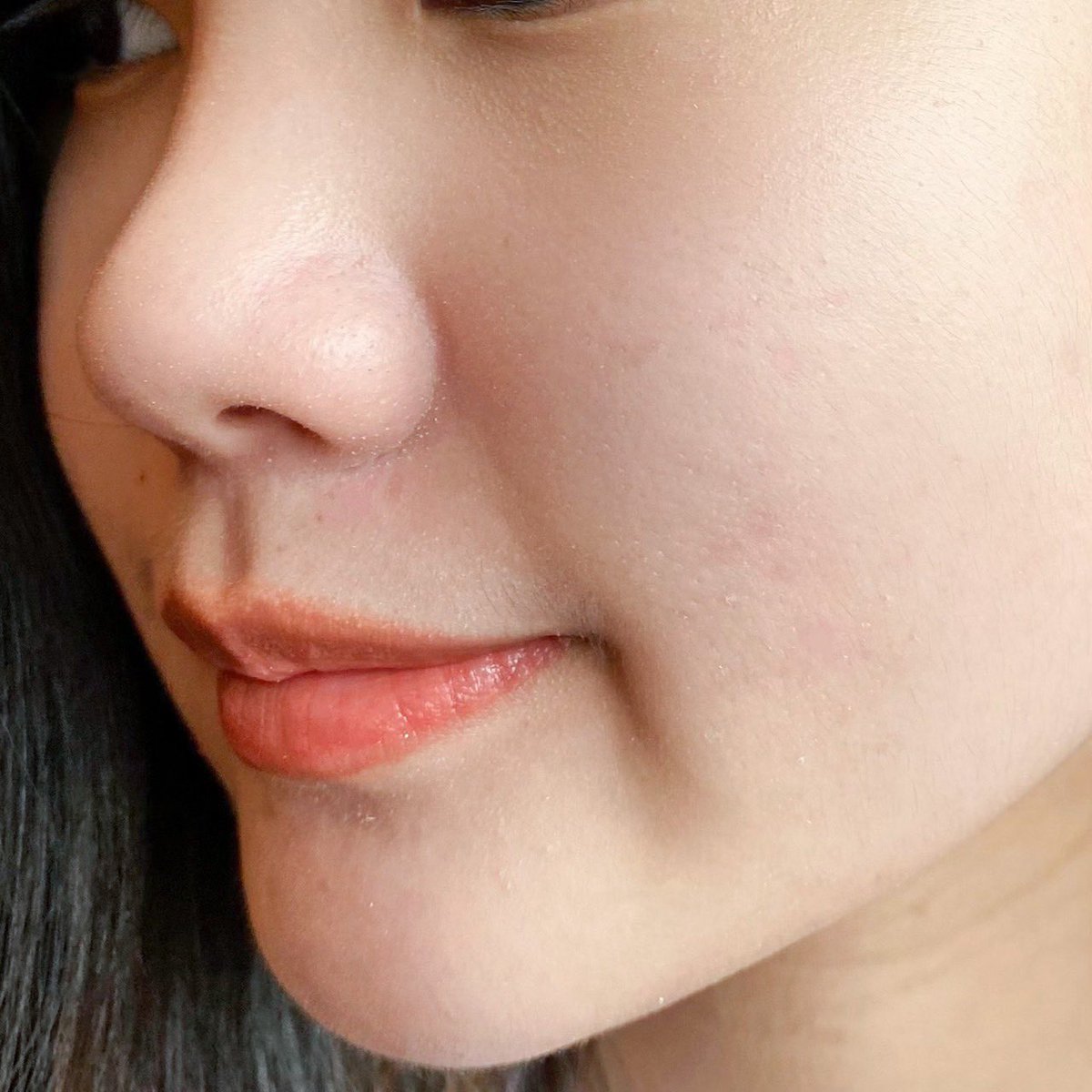 maprangkonsuay's tweet photo. ค้นพบ Best Moisturizer สำหรับชาวผิวแห้งตอบโจทย์พอหน้าหนาว หน้าแห้งหนักมาก แต่งหน้าทีเป็นขุยเลยพังมาก ลองใช้เจลครีมของศรีจันทร์ เนื้อดีมากทาละซึมไปกับผิวเลย เบาสบายผิวใช้แล้วผิวอิ่มน้ำขึ้นทันที ผิวขุยๆคือหาย #ใช้ดีบอกต่อ https://t.co/lDZL9AlL8k