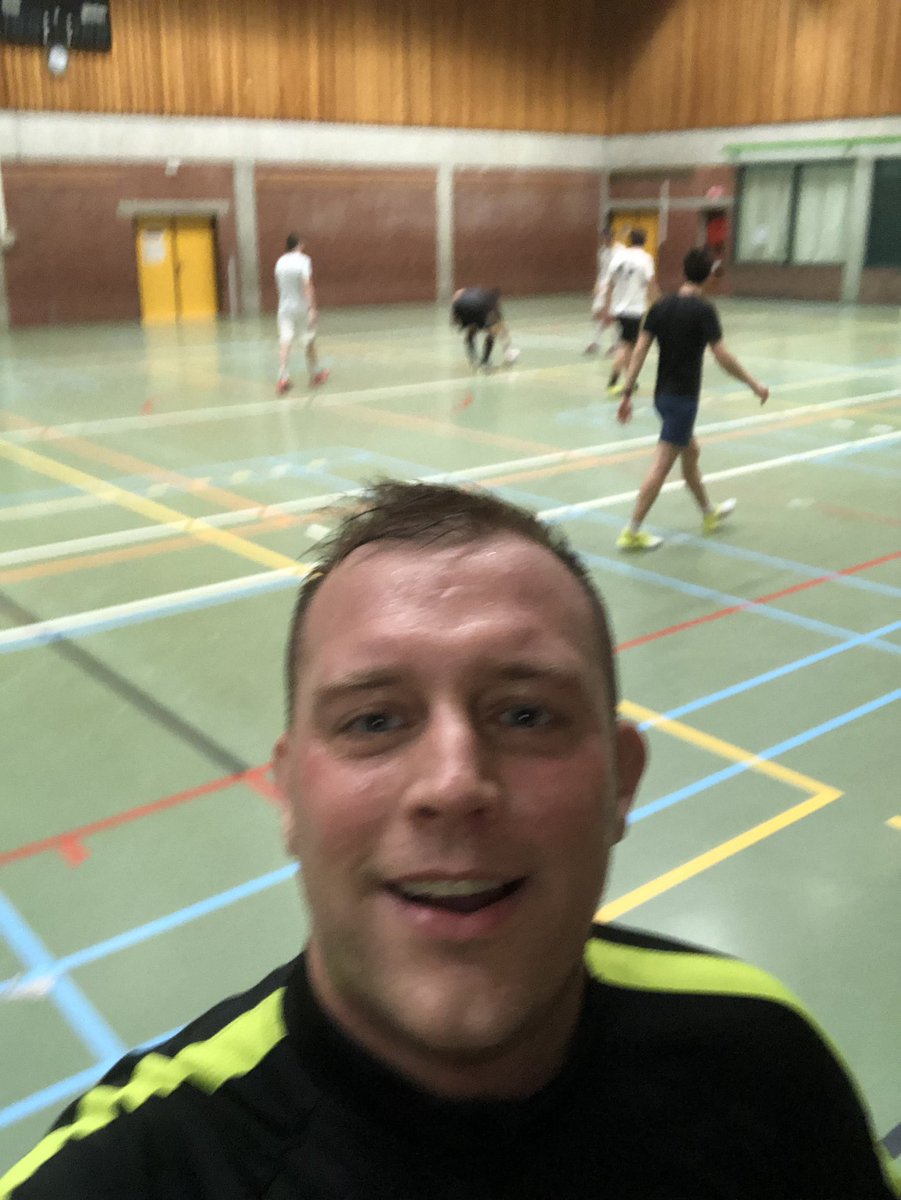 RBBFC4's tweet photo. Enjoyed some futsal last night - keeping fit during the festive break #4ZA #Futsal #RBBFC https://t.co/bCPTEtSb4a