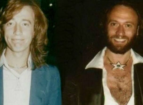 therhgfannation's tweet photo. On this date in #beegeeshistory:
Remembering Robin and Maurice Gibb as we celebrate their birthday (22 December, 1949). A heavenly 72nd birthday to our Gibb twins Bodding and Woggie π
Photo Credits: Pinterest
-Admin R- https://t.co/kmhpJwx7UH