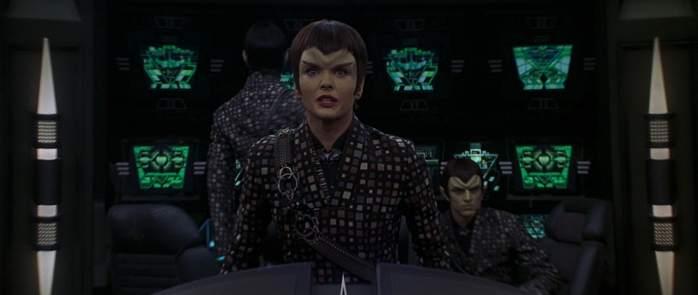 GaryGorn's tweet photo. #HappyBirthday Dina Meyer🥳
#DinaMeyer (born 22 Dec. 1968) is the #actress who played Commander #Donatra in #StarTrek #Nemesis. She is perhaps best known for her role as #DizzyFlores in the 1997 #sciencefiction film #StarshipTroopers. Meyer is also playing Kerry in the #Saw films https://t.co/6sBB4nQmIq