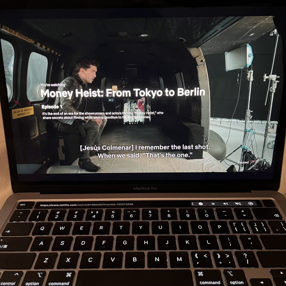 Chen1126's tweet photo. Finally finished #MoneyHeist season 5 and the documentary. Love the ending, very much. It’s cute, cunning and surrealistic 🤩 https://t.co/IRLE81xnUo
