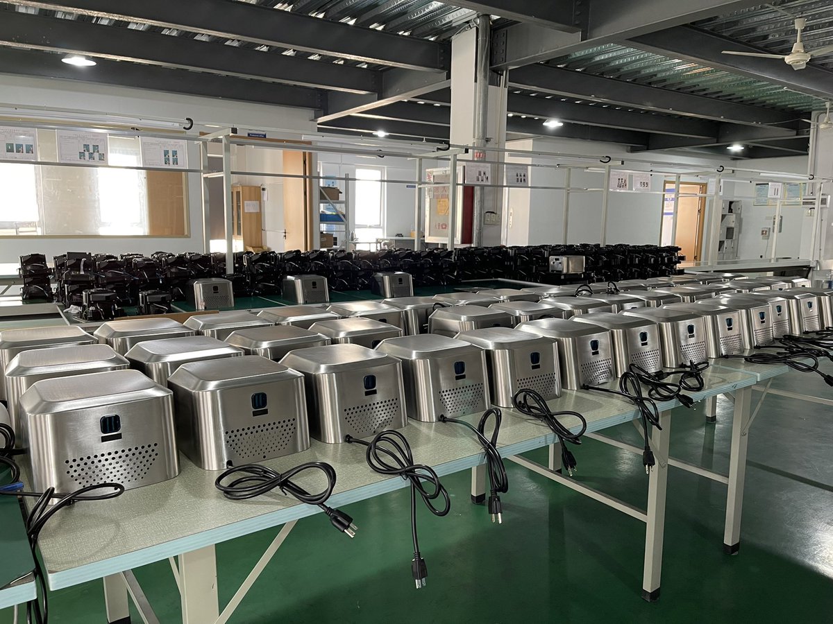 jbx110's tweet photo. Stainless steel hand dryer with HEPA filter https://t.co/NAmpJtYLB7
