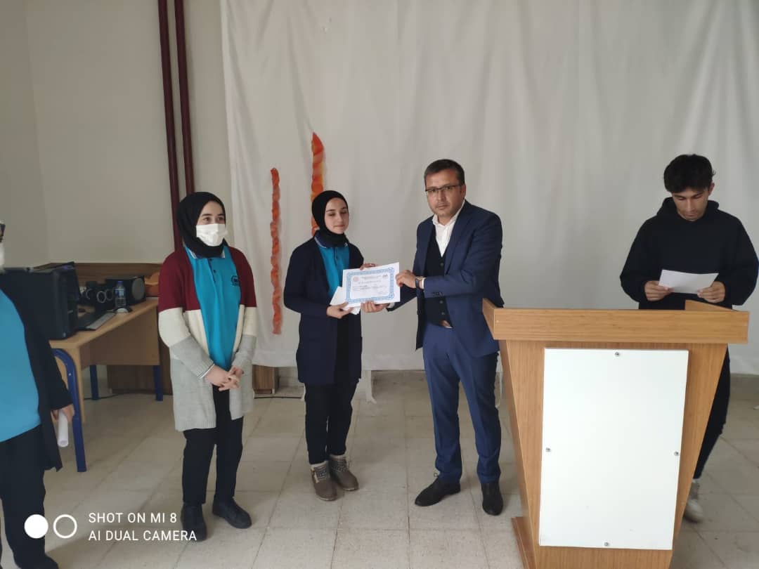 turkogluilcemem's tweet photo. Türkoğlu İlçe Milli Eğitim Müdürlüğü ve Fikir Atölyesi Düşünce Derneği işbirliği ile hazırlamış olduğumuz "GENÇLER KÜRSÜDE" projemizin Dördüncüsünü Kılılı Anadolu Lisesi'nde gerçekleştirdik. @ademaydogann @kmarasilmem @tcmeb https://t.co/lUdCeeJPLF