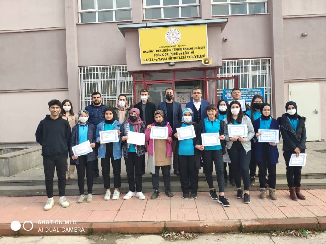 Türkoğlu İlçe Milli Eğitim Müdürlüğü ve Fikir Atölyesi Düşünce Derneği işbirliği ile hazırlamış olduğumuz "GENÇLER KÜRSÜDE" projemizin Dördüncüsünü Kılılı Anadolu Lisesi'nde gerçekleştirdik. <a href="/ademaydogann/">Adem Aydoğan</a> <a href="/kmarasilmem/">Kahramanmaraş İl Millî Eğitim Müdürlüğü</a> <a href="/tcmeb/">Millî Eğitim Bakanlığı</a>