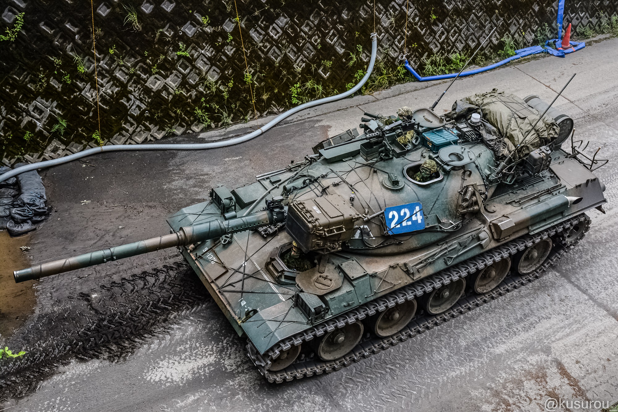 クスロウ 今年撮っためっちゃかっこいい戦車 T Co Wo8rxze3kb Twitter
