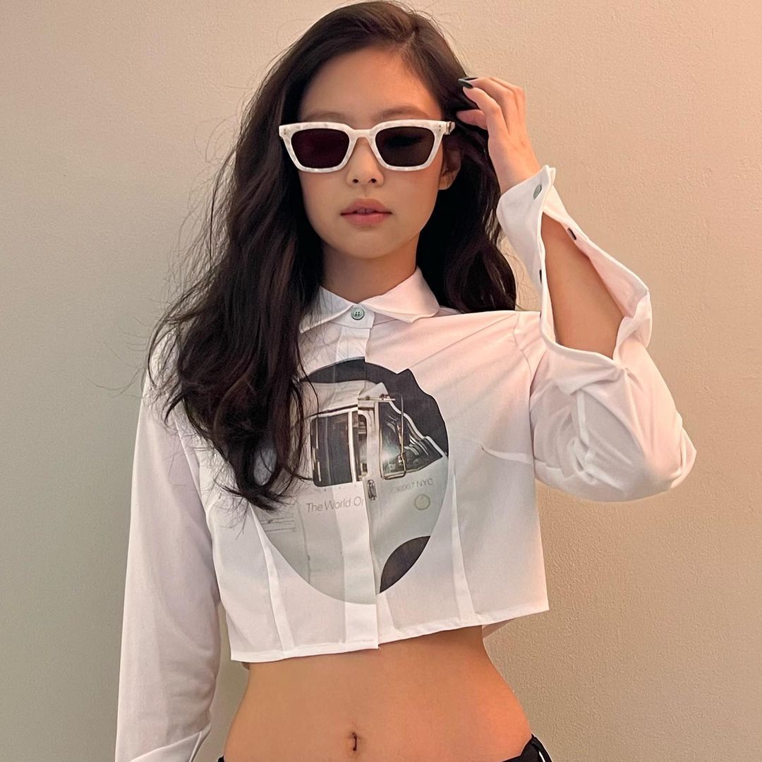 blackpinkcuteee's tweet photo. Jennie up ảnh cute xĩu mất 🥰 
- IG - 
#JENNIE #BLACKPINK https://t.co/4pz50GCoNO