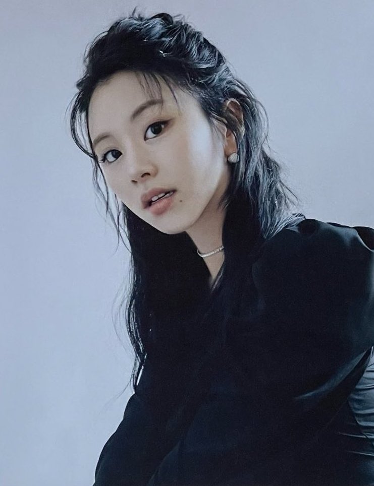 chaeypics's tweet photo. so pretty it's unreal https://t.co/gRHsTJyIj3