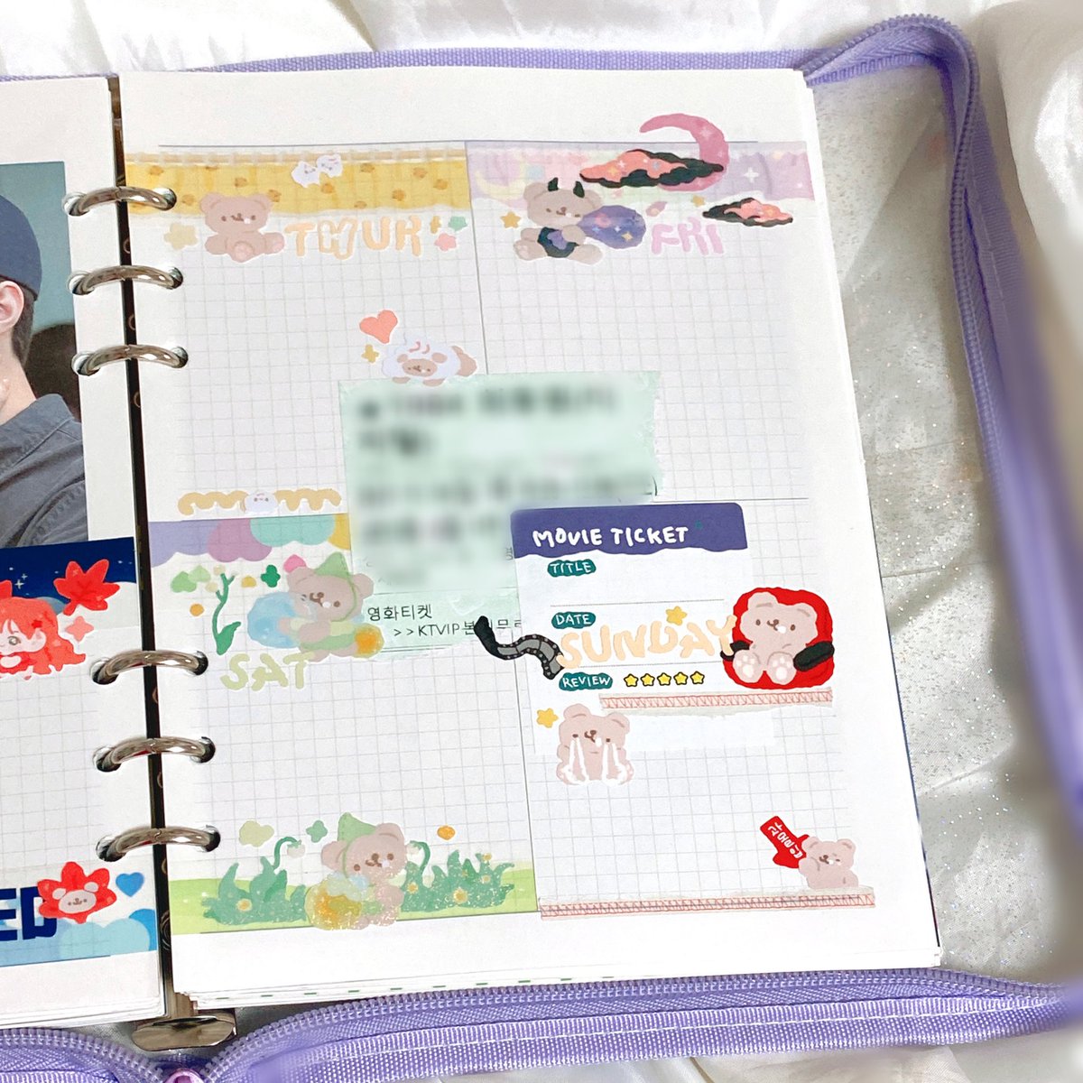 v_vint5's tweet photo. 211108 ~ 211114 다이어리 꾸미기 다꾸
ㅤㅤㅤㅤㅤㅤㅤㅤㅤㅤㅤㅤㅤㅤ
🔻
📒 다이어리
멜치판님 다이어리

✂️ 스티커
뚜뚜상점 / 크리미크럼즈

🎞 마스킹테이프
뇨니뇨니스튜디오 / 미담 / 프롬예 / 뚜뚜상점 / 솜몽 / 크리미크럼즈 / 보키

- https://t.co/813IE5I1cl