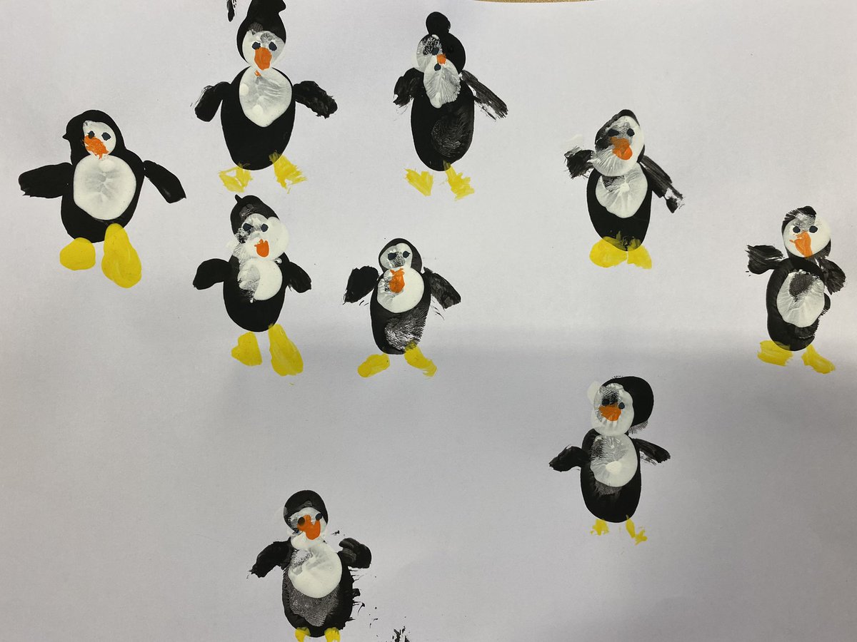 MissLAHarrison's tweet image. P4H @Whitehillsps made these penguins yesterday by finger painting.  They are very cute.  🐧